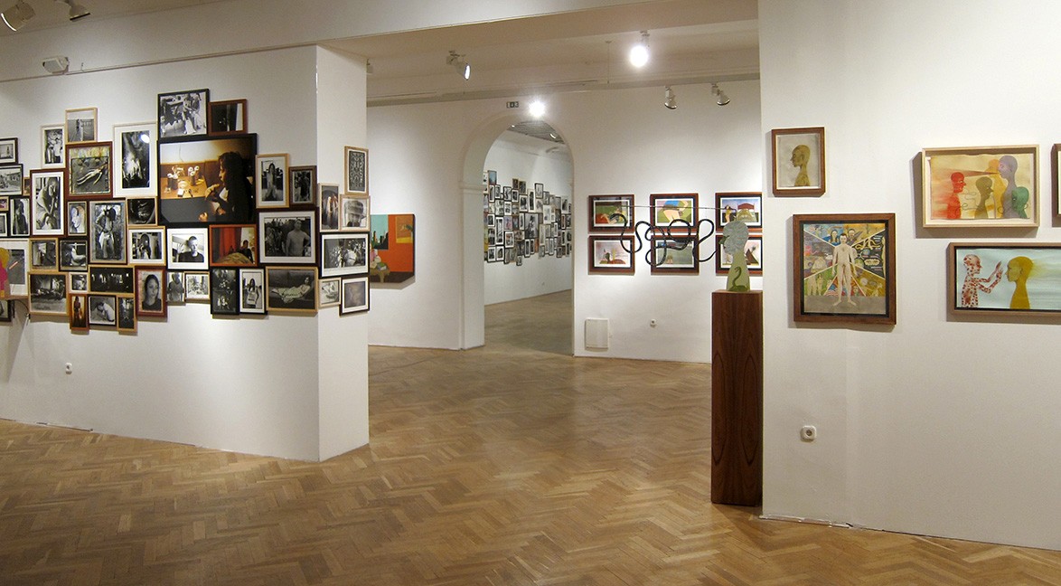 https://ed-templeton.com/files/gimgs/th-121_Ernst Muzeum Budapest install.jpg